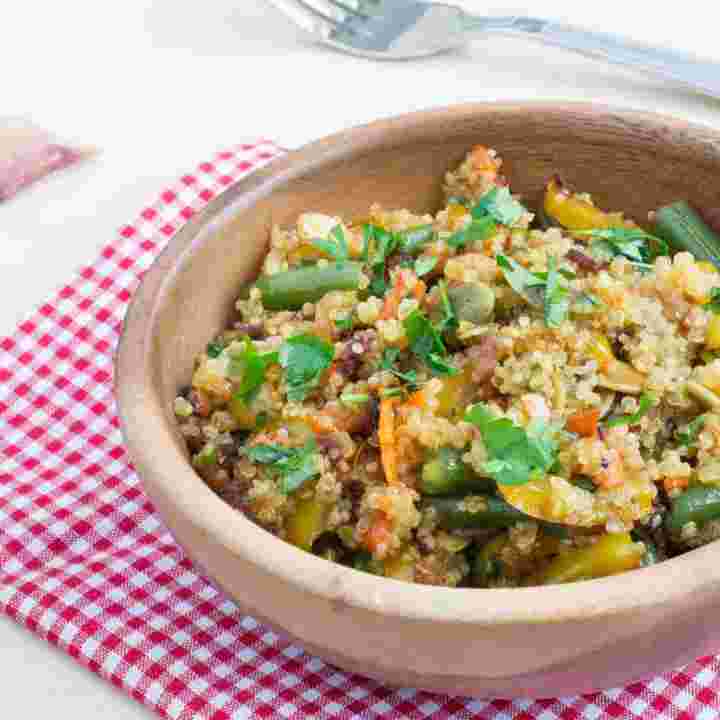 quinoa-met-kip-gezond-weekmenu-720x720.jpg
